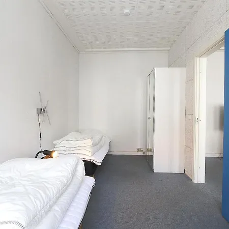 Apartment Kongensgade 32. 1 Floor To The Right *